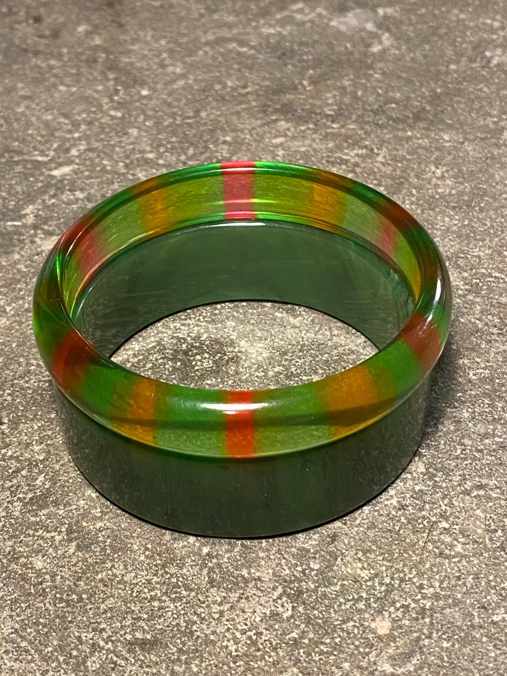 2 VTG lucite bangles,translucent green marble slice,lime prystal,pnk/orng stripe